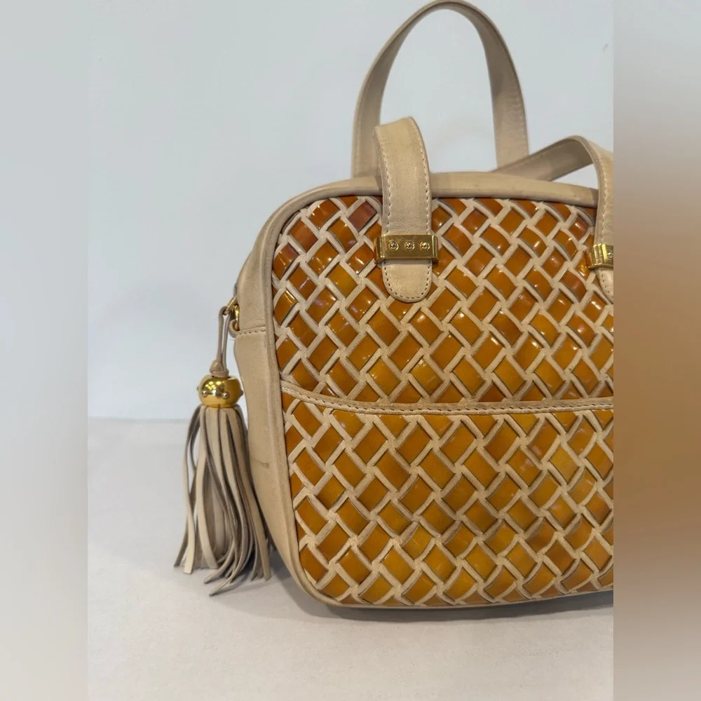 Bally Vintage Tan and Cream Woven Leather Bag - Picture 14 of 14